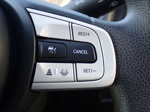 フィット　ｅ：ＨＥＶ（ホンダ）の車両写真