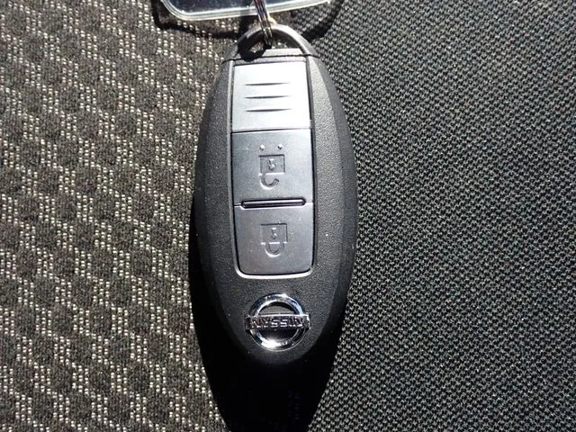 ノート(ニッサン)の車両写真