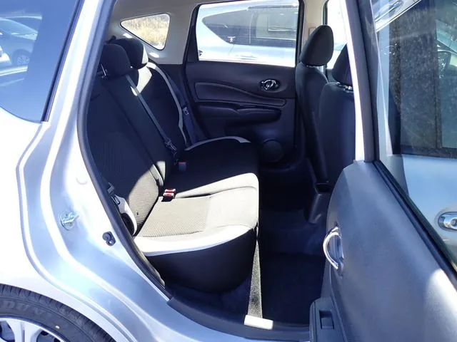 ノート(ニッサン)の車両写真