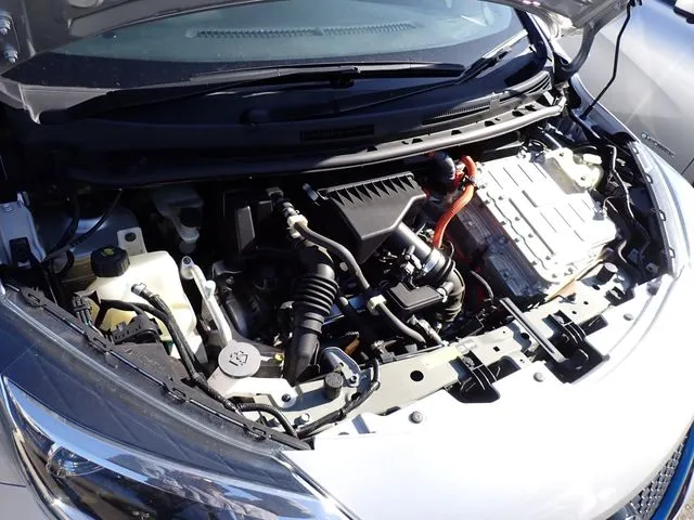 ノート(ニッサン)の車両写真