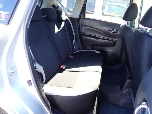 ノート(ニッサン)の車両写真