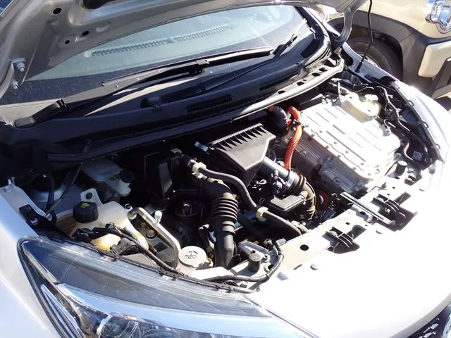 ノート(ニッサン)の車両写真