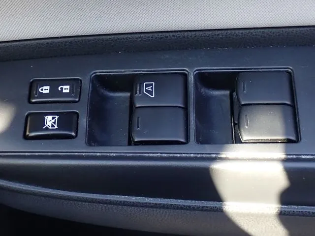 ノート(ニッサン)の車両写真