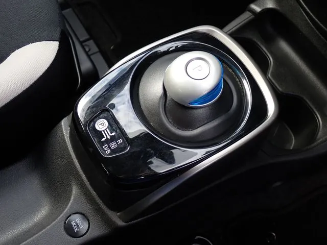 ノート（ニッサン）の車両写真