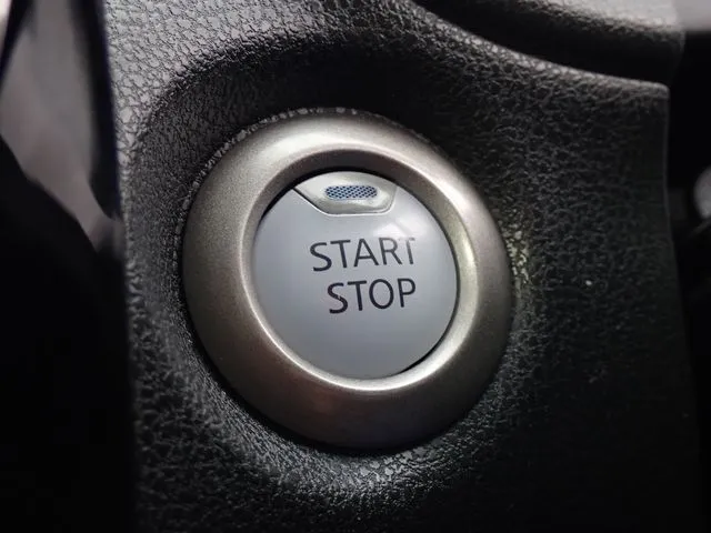 ノート（ニッサン）の車両写真