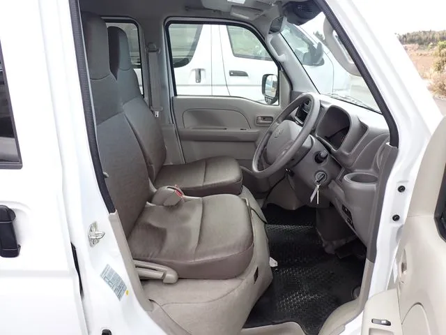 エブリイバン　４ＷＤ（スズキ）の車両写真
