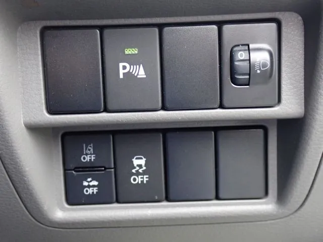 エブリイバン　４ＷＤ（スズキ）の車両写真