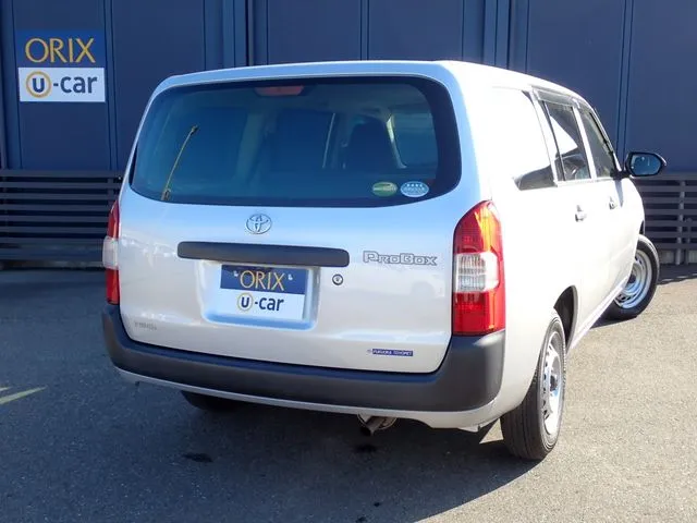 プロボックスバン　２ＷＤ（トヨタ）の車両写真