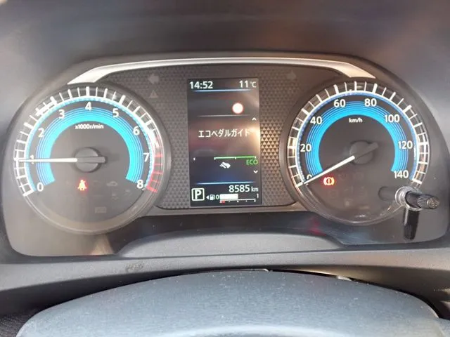 ｅＫクロス（ミツビシ）の車両写真