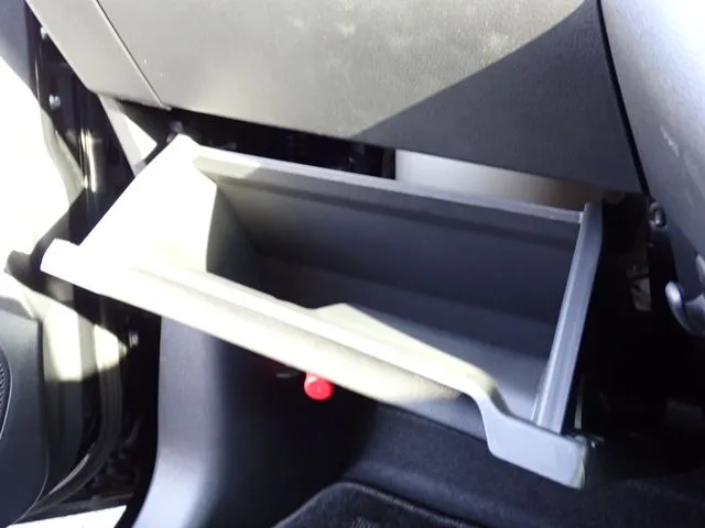 ｅＫクロス（ミツビシ）の車両写真