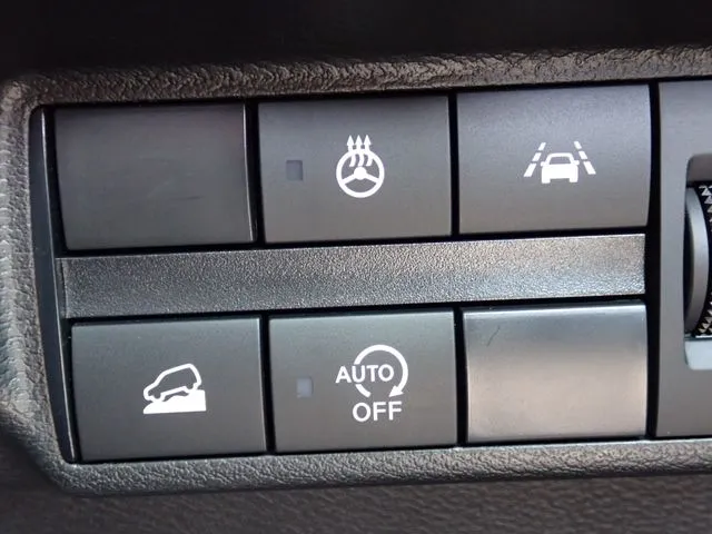 ｅＫクロス（ミツビシ）の車両写真