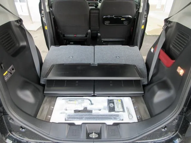 スペーシア　４ＷＤ（スズキ）の車両写真