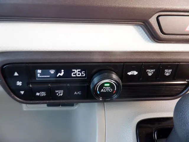 Ｎ　ＢＯＸ（ホンダ）の車両写真