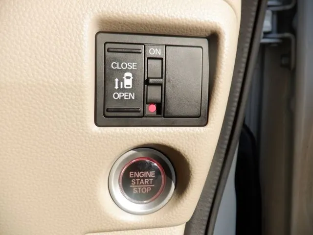 Ｎ　ＢＯＸ（ホンダ）の車両写真