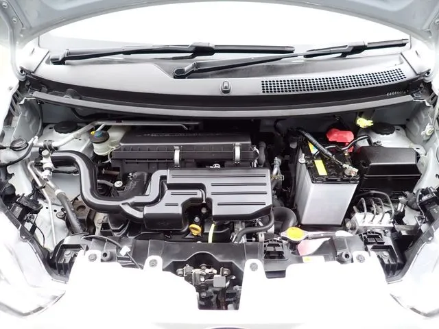 ミラ　イース（ダイハツ）の車両写真