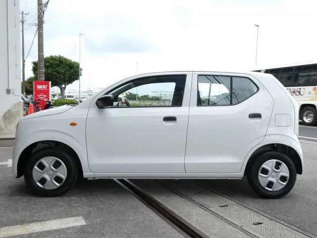 アルト（スズキ）の車両写真