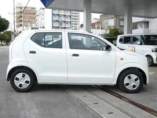 アルト（スズキ）の車両写真