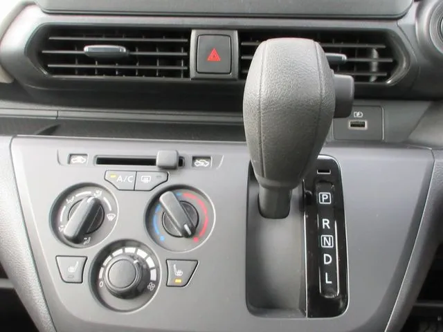 デイズ　４ＷＤ（ニッサン）の車両写真