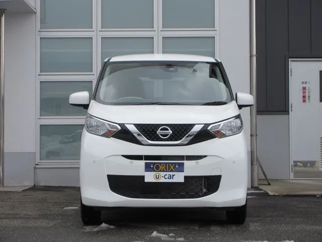 デイズ　４ＷＤ（ニッサン）の車両写真