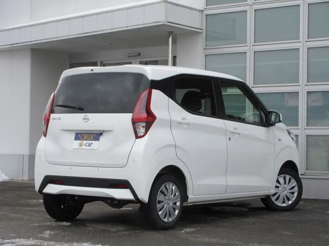 デイズ　４ＷＤ（ニッサン）の車両写真