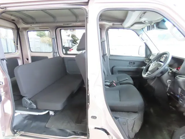 ハイゼットカーゴ（ダイハツ）の車両写真