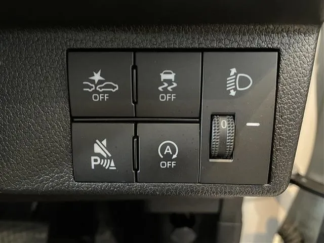 ムーヴ キャンバス(ダイハツ)の車両写真