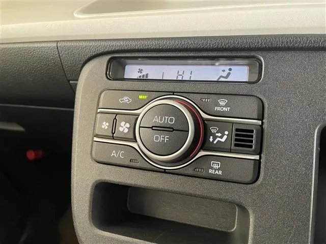 ムーヴ キャンバス(ダイハツ)の車両写真