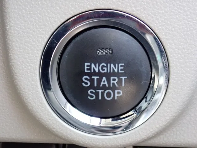 ムーヴ（ダイハツ）の車両写真