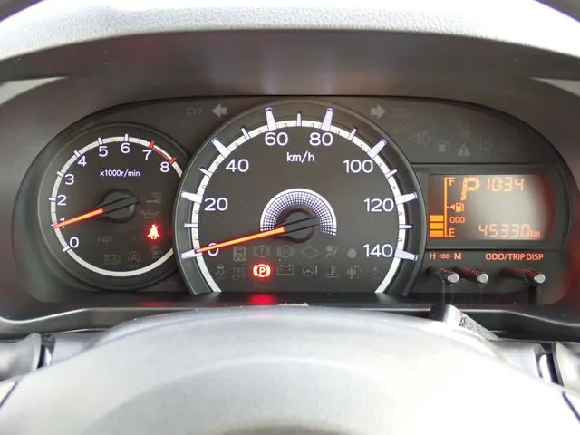 ムーヴ（ダイハツ）の車両写真