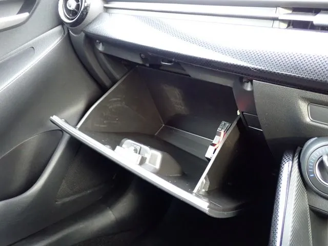 デミオ(マツダ)の車両写真