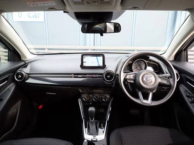 デミオ(マツダ)の車両写真