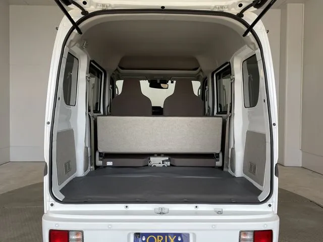 スズキ　エブリイバン