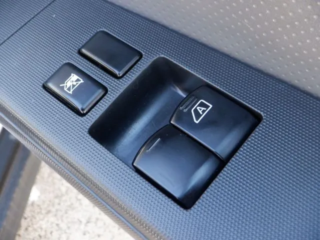 NV150 AD 2WD(ニッサン)の車両写真