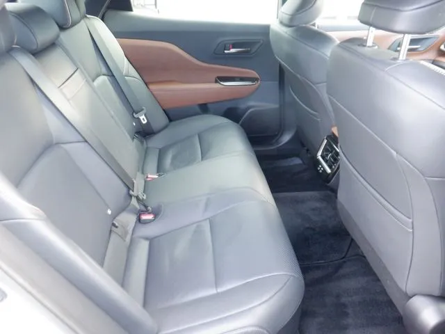 トヨタ クラウン クロスオーバー