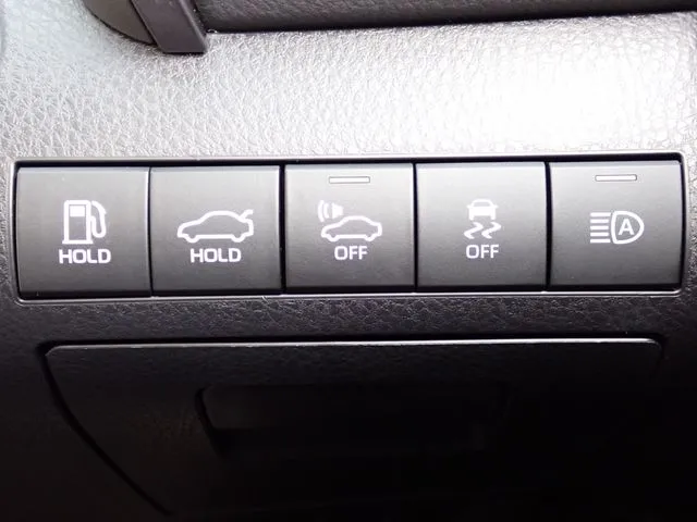 カムリ ハイブリッド(トヨタ)の車両写真