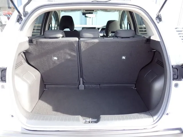 ノート(ニッサン)の車両写真