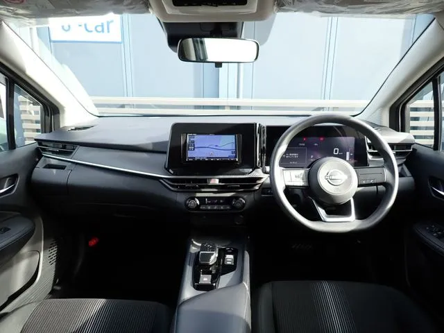 ノート(ニッサン)の車両写真