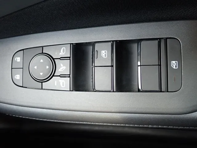 ノート(ニッサン)の車両写真