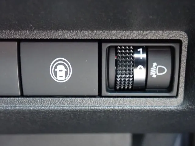 ノート(ニッサン)の車両写真