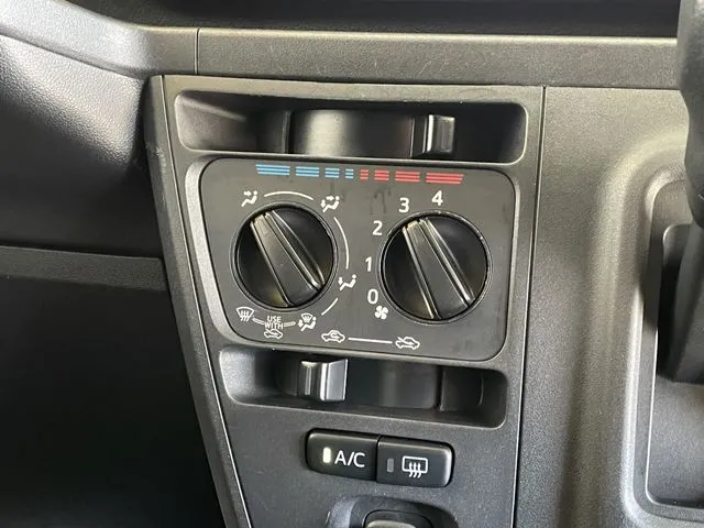 ダイハツ　ハイゼットカーゴ