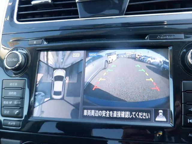 ティアナ（ニッサン）の車両写真