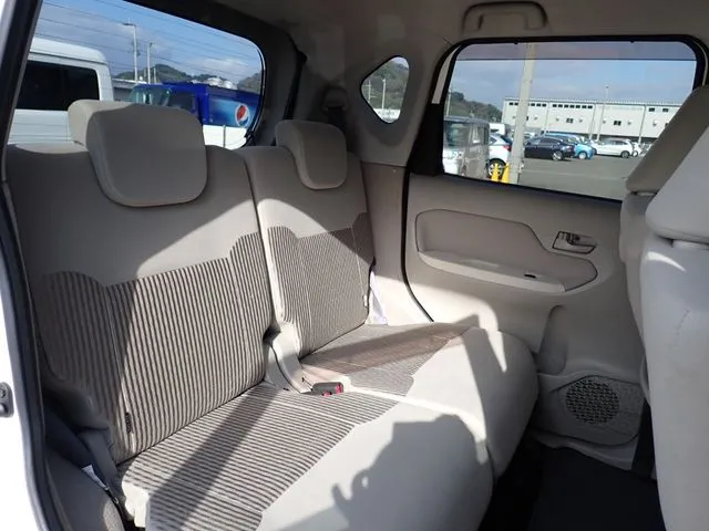 ムーヴ(ダイハツ)の車両写真