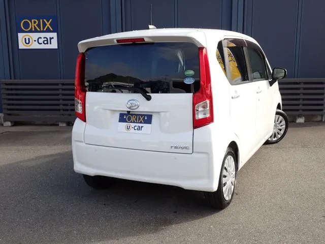 ムーヴ(ダイハツ)の車両写真