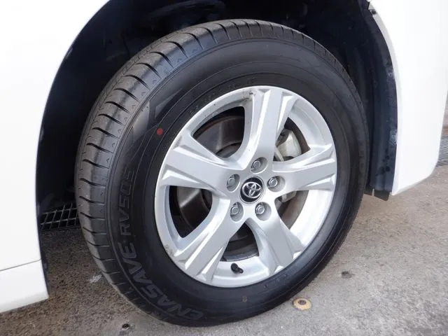 トヨタ アルファード ハイブリッド 4WD