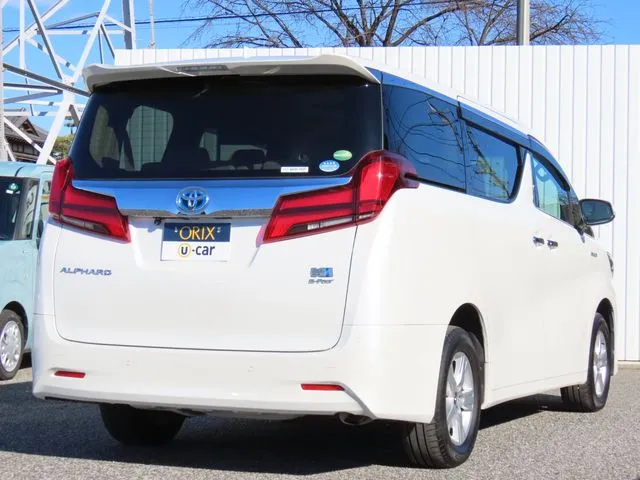 トヨタ アルファード ハイブリッド 4WD