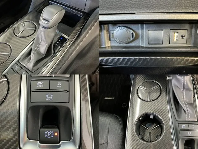 クラウン セダン ハイブリッド(トヨタ)の車両写真