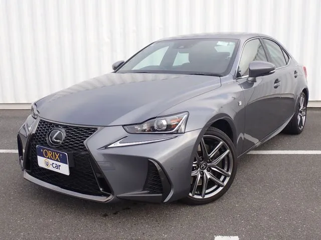 レクサス　ＩＳ３５０（トヨタ）の車両写真