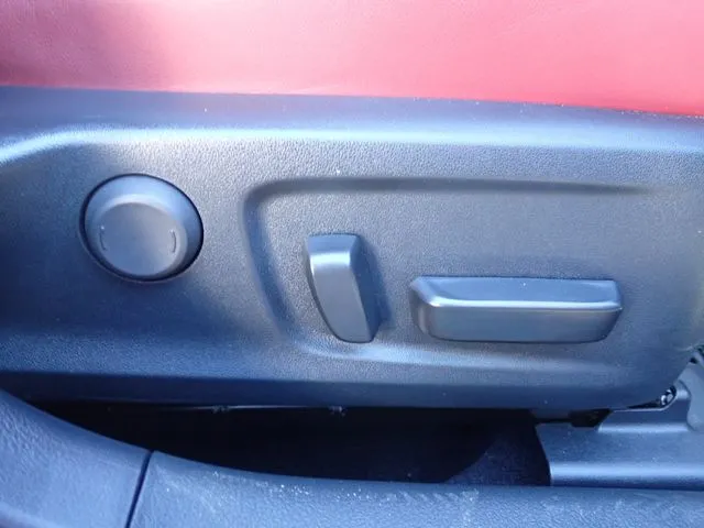 レクサス　ＩＳ３５０（トヨタ）の車両写真