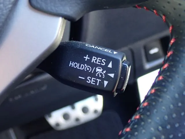 レクサス　ＩＳ３５０（トヨタ）の車両写真