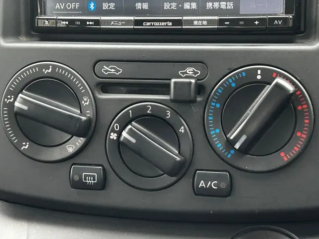 NV200バネットバン(ニッサン)の車両写真